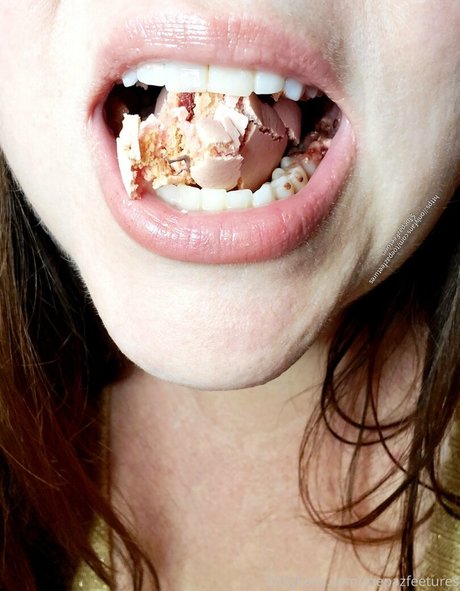 toepazfeetures estrella porno caliente archivo