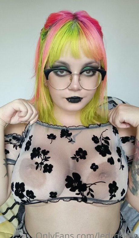 nyxie ledros estrella atractiva fotos