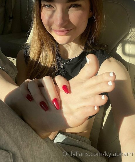 kylabearrr modelo agradable imágenes