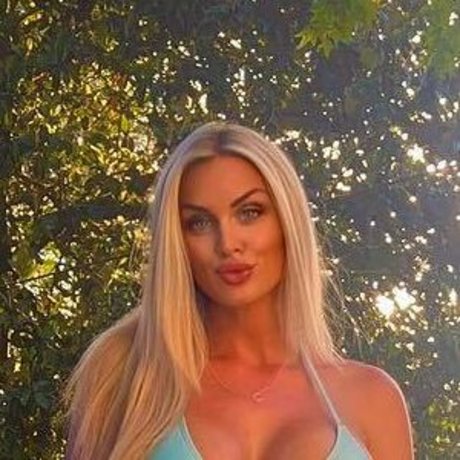 Kara C erotic model galleries