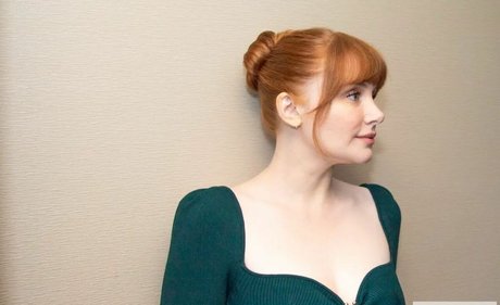 Bryce Dallas Howard actrice libre archive