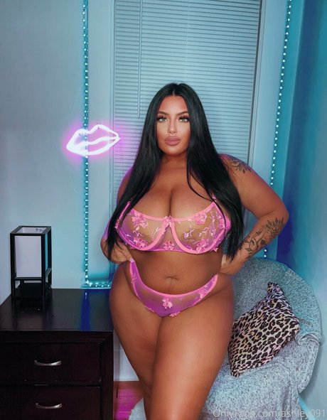 ashbovaxo actrice exclusive collection