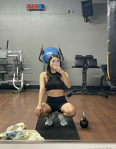 sunisa bby sexo estrella porno imagen