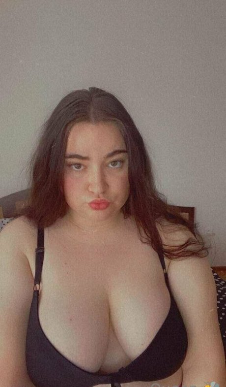 queenbitch1998 estrella sexy galerías