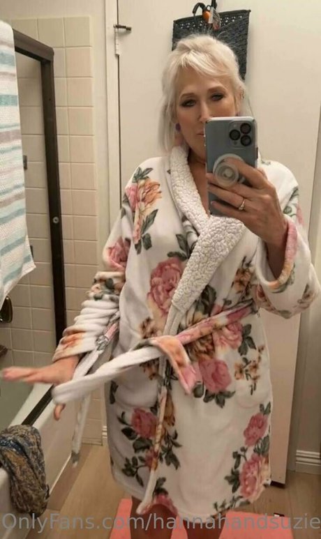 hannahandsuzie Miniature