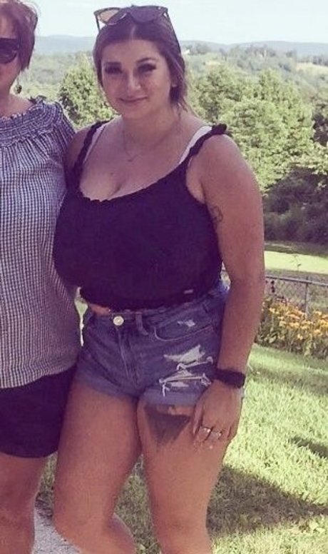 Lauren Risotti actriz xxx foto