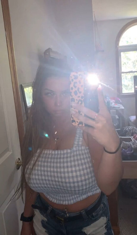 Lauren Risotti actriz de desnudos archivo