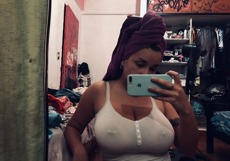 belonly modelo bonita foto