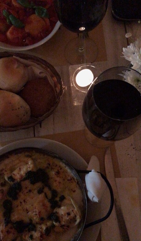 belonly actriz libre galerías