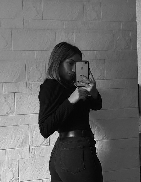 belonly modèle hd galeries