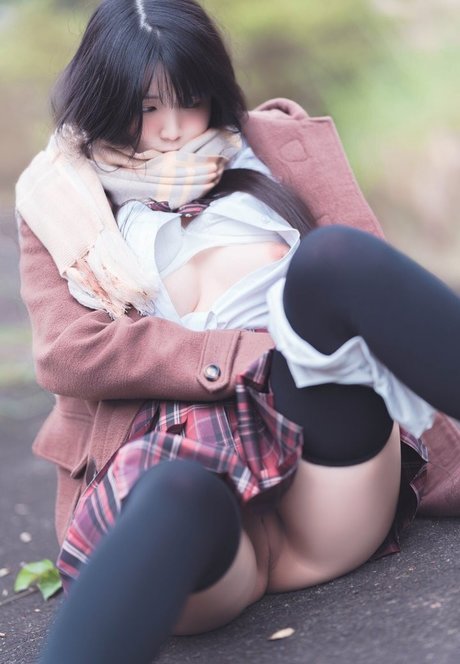 Raku 66 nudes star galleries