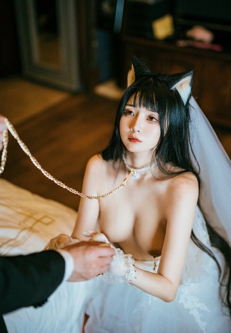 Raku 66 star nudes gallery