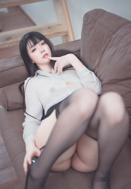 Raku 66 nude star images
