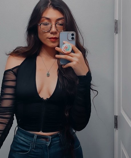 Lofiluvasmr nice pornstar img