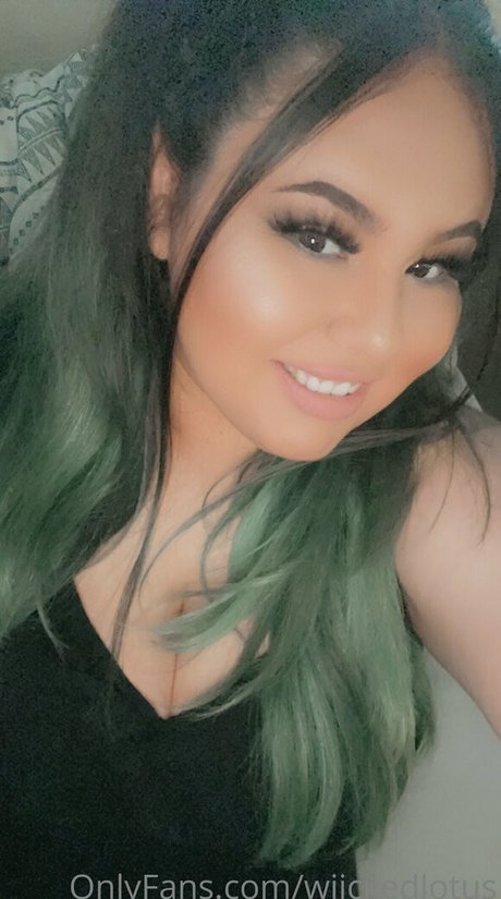 wiickedlotus modelo adulto archivo