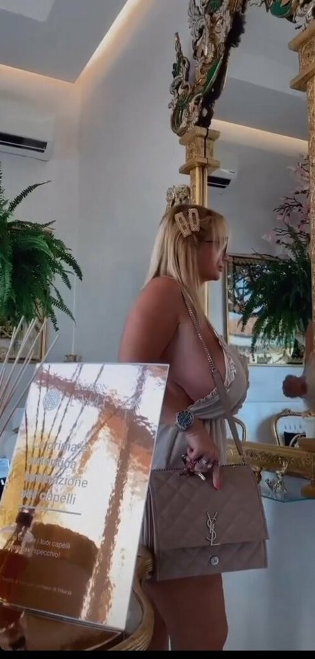 Mara Traversi pornstar high quality pics