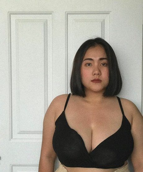 Phiromya Pangyouk hermosa estrella imagen