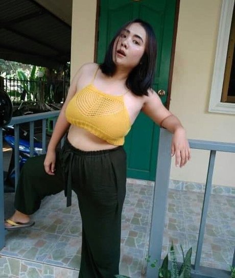 Phiromya Pangyouk model top image