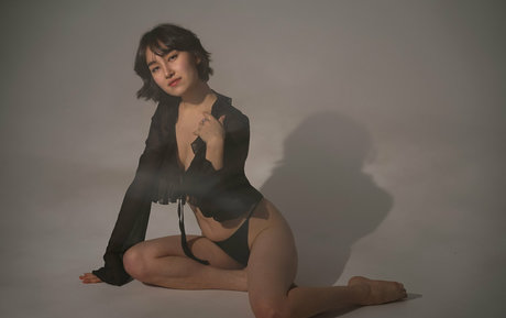 So audrey high quality model archive