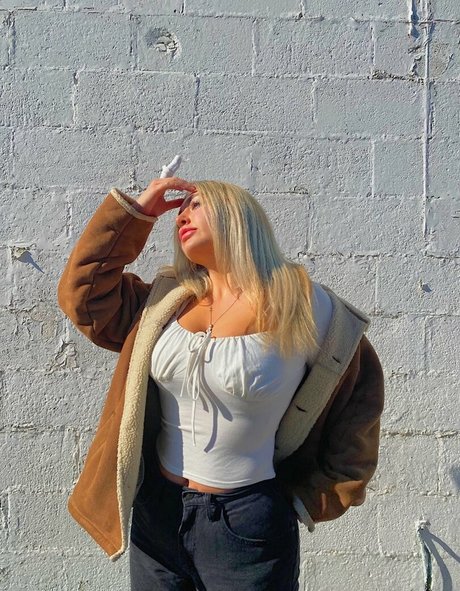 meakelena estrella erótica archivo