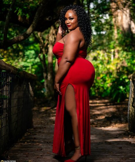 Faye Jackson model best photos