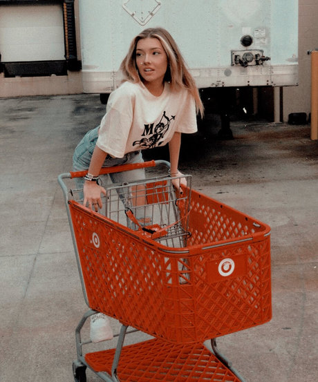 Ohkailno actrice érotique galeries