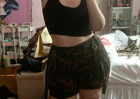 babi g0r3 sexy model pic