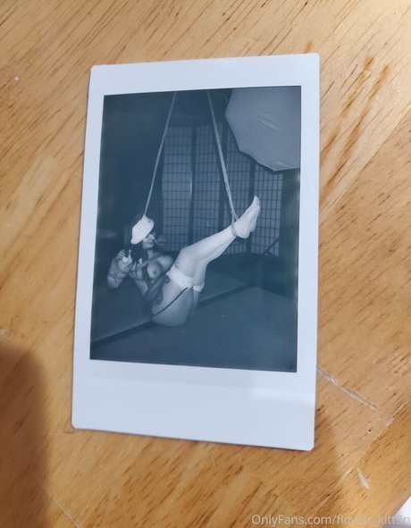 flow3r kitt3n nudes model pictures