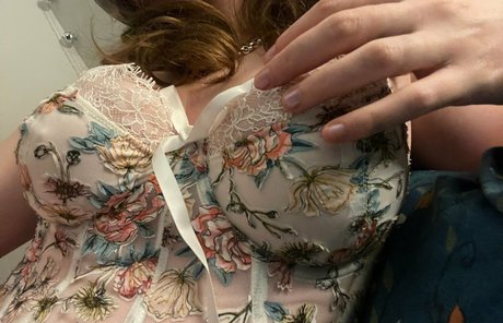 fakekneecaps estrella porno hermosa galerías