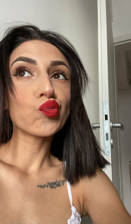 polly smalls star pornographique photo