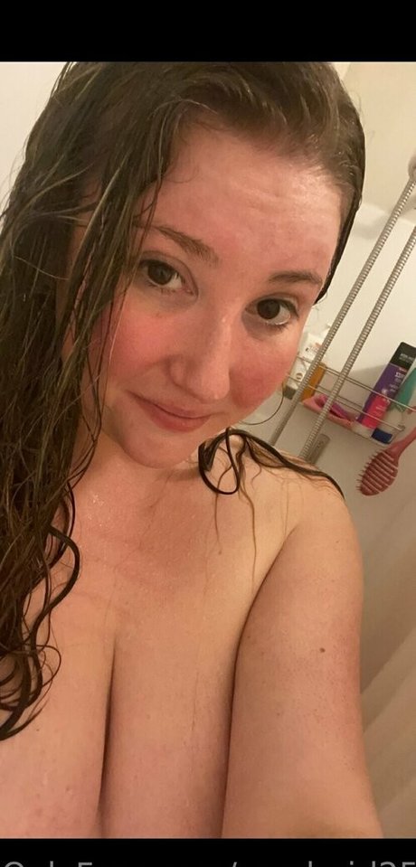 sarahgirl25 étoile xxx image