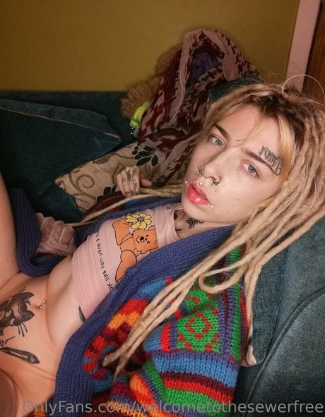 welcometothesewerfree beau modèle galerie