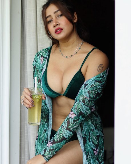 Sofia Ansari sex star pics
