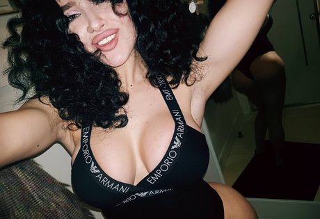 Taliyamilano estrella porno caliente archivo