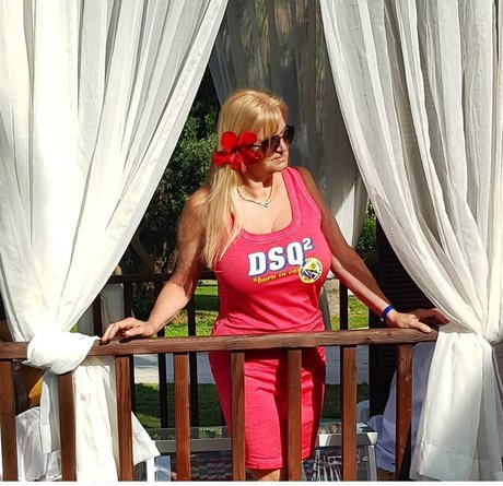 Beata Stanczak estrella sexy foto