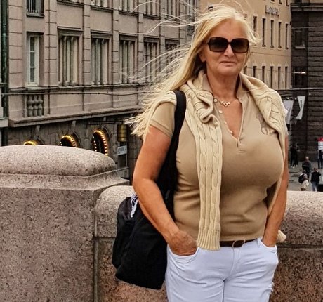 Beata Stanczak modèle chaud galeries