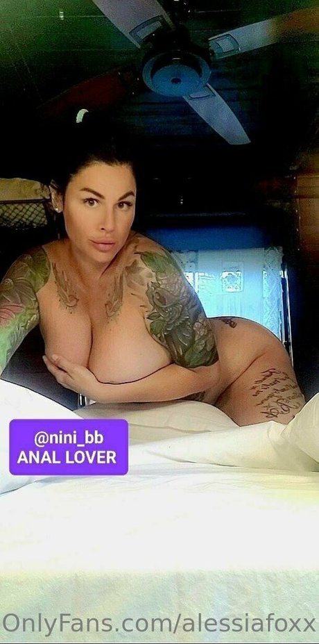 alessiafoxx pornstar erotic pics