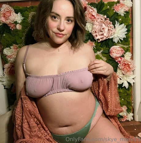 skye marx13 model adult pic