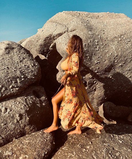 Chiara Gariboldi modelo desnudo archivo