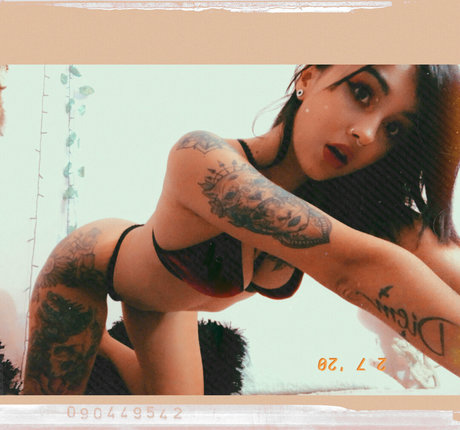 sunmoonlia actriz atractiva archivo