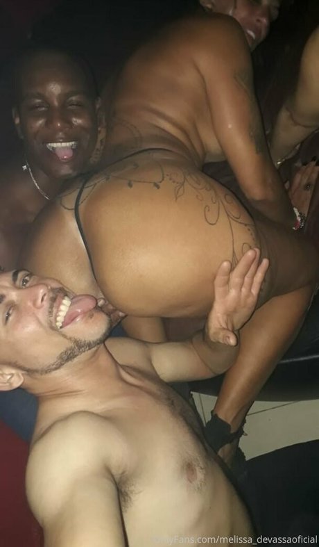 melissa devassaoficial modèles nus des photos