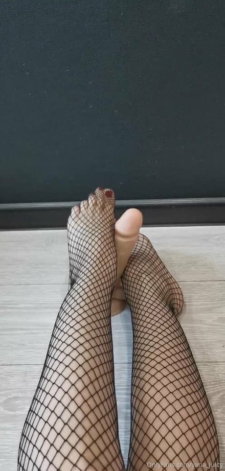 yanajuicy actrice artistique des photos