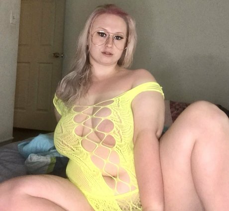 freeknockers420 actrice exclusive photos