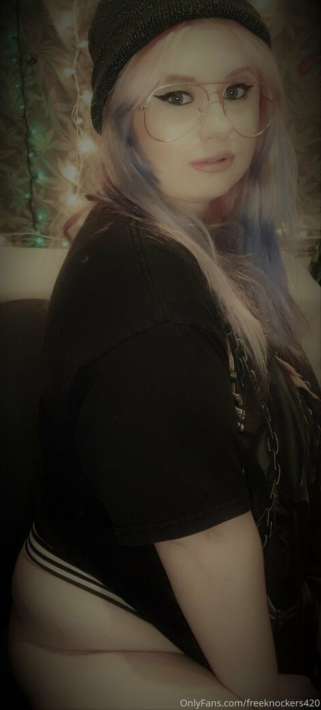freeknockers420 actrice photo