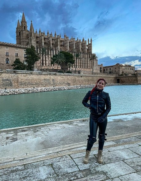 larraphoenix hermosa modelo fotos