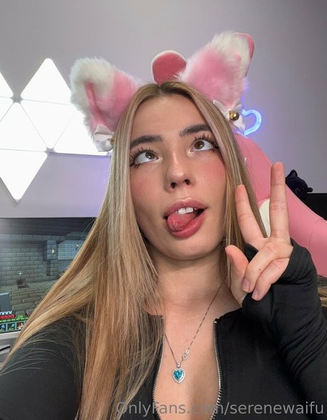 Serenewaifu étoile img