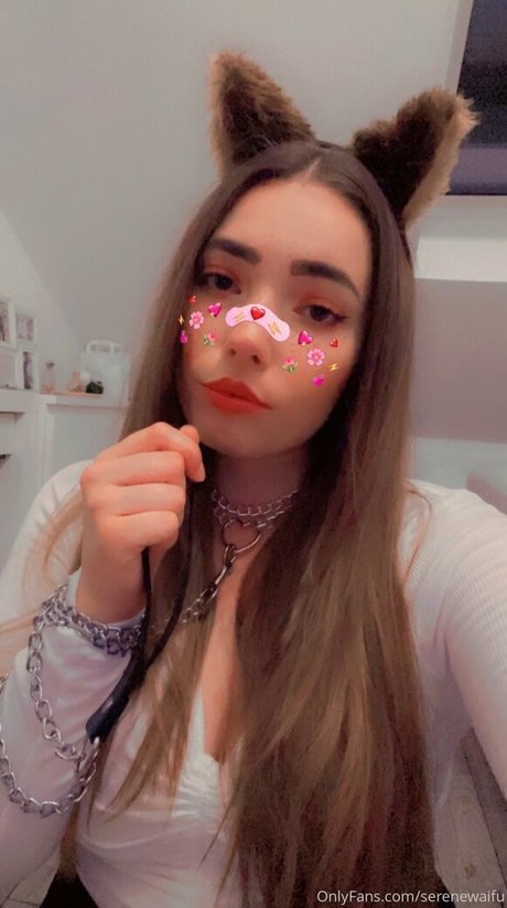 Serenewaifu modelo bonita imágenes