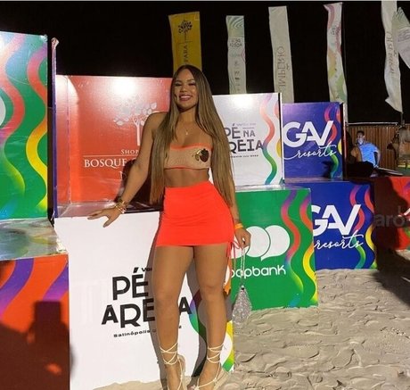 Geiciane Costa estrella agradable fotos