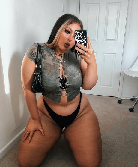 Holly Marston actriz caliente fotos