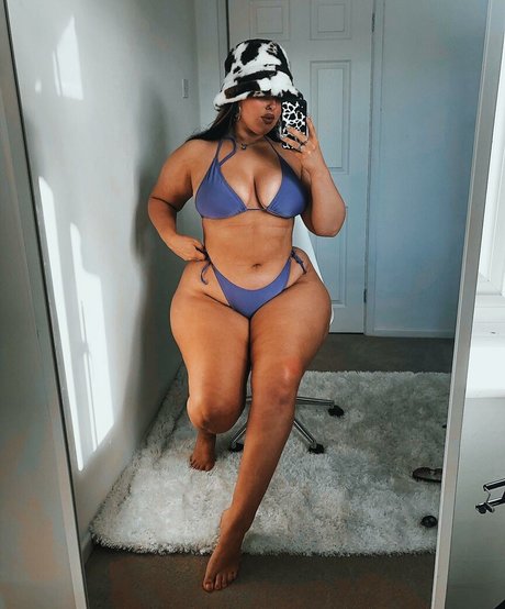 Holly Marston meilleur modèle images